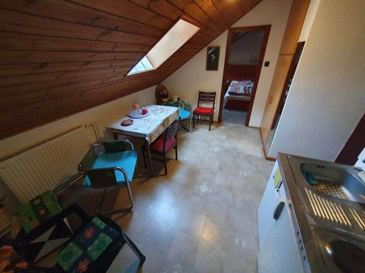 Hotel Pereszlenyi Vendeghaz Visegrád Exterior foto